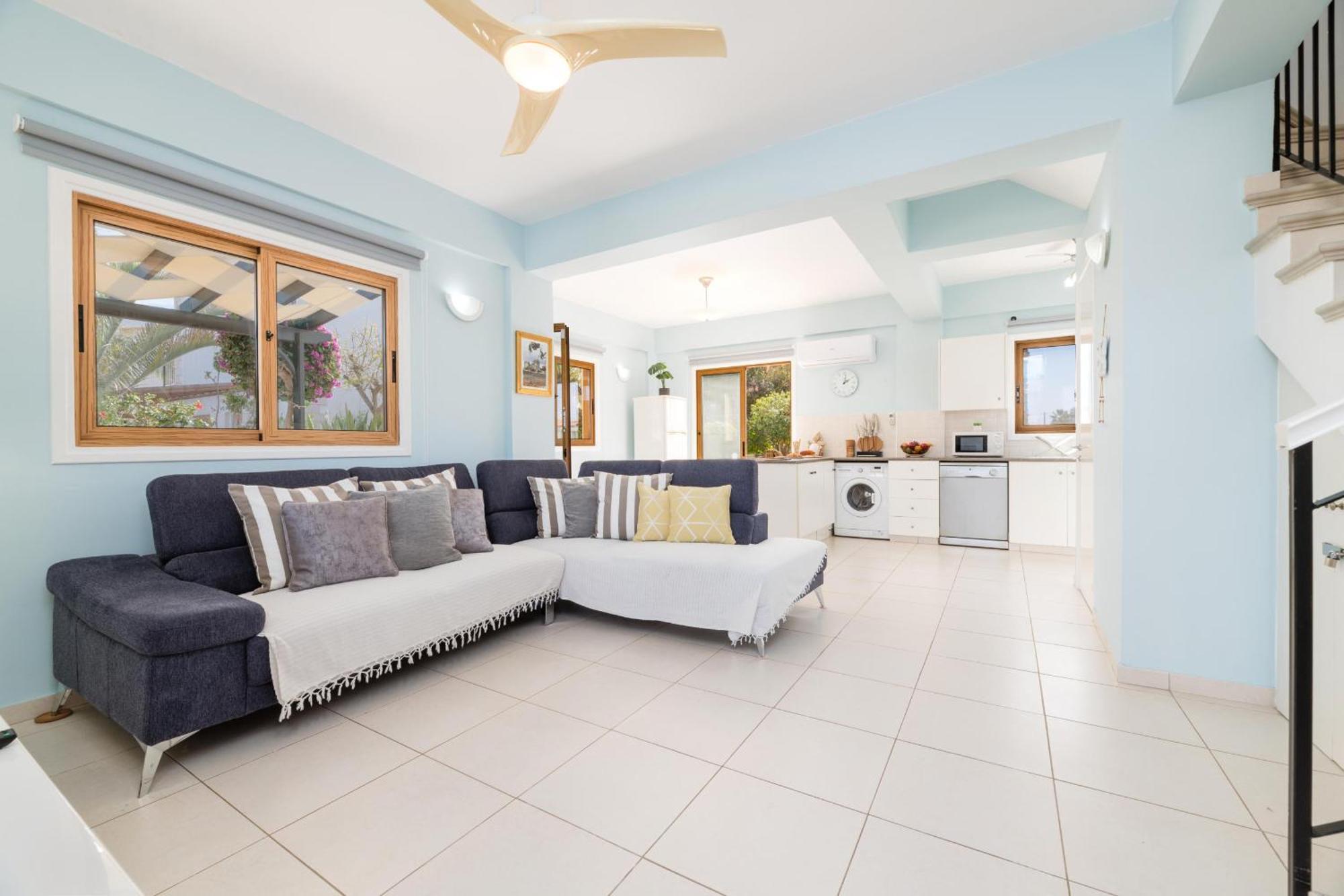 Tranquility Villa Айя Напа Екстериор снимка