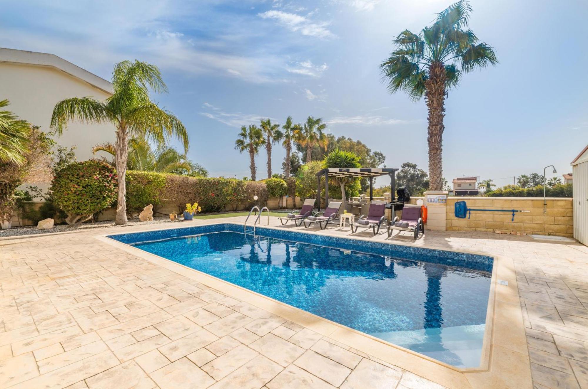 Tranquility Villa Айя Напа Екстериор снимка